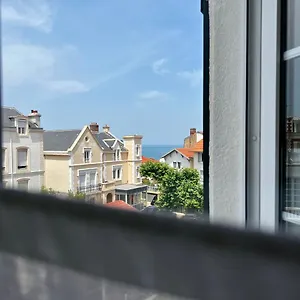 Saint 2*, Biarritz France