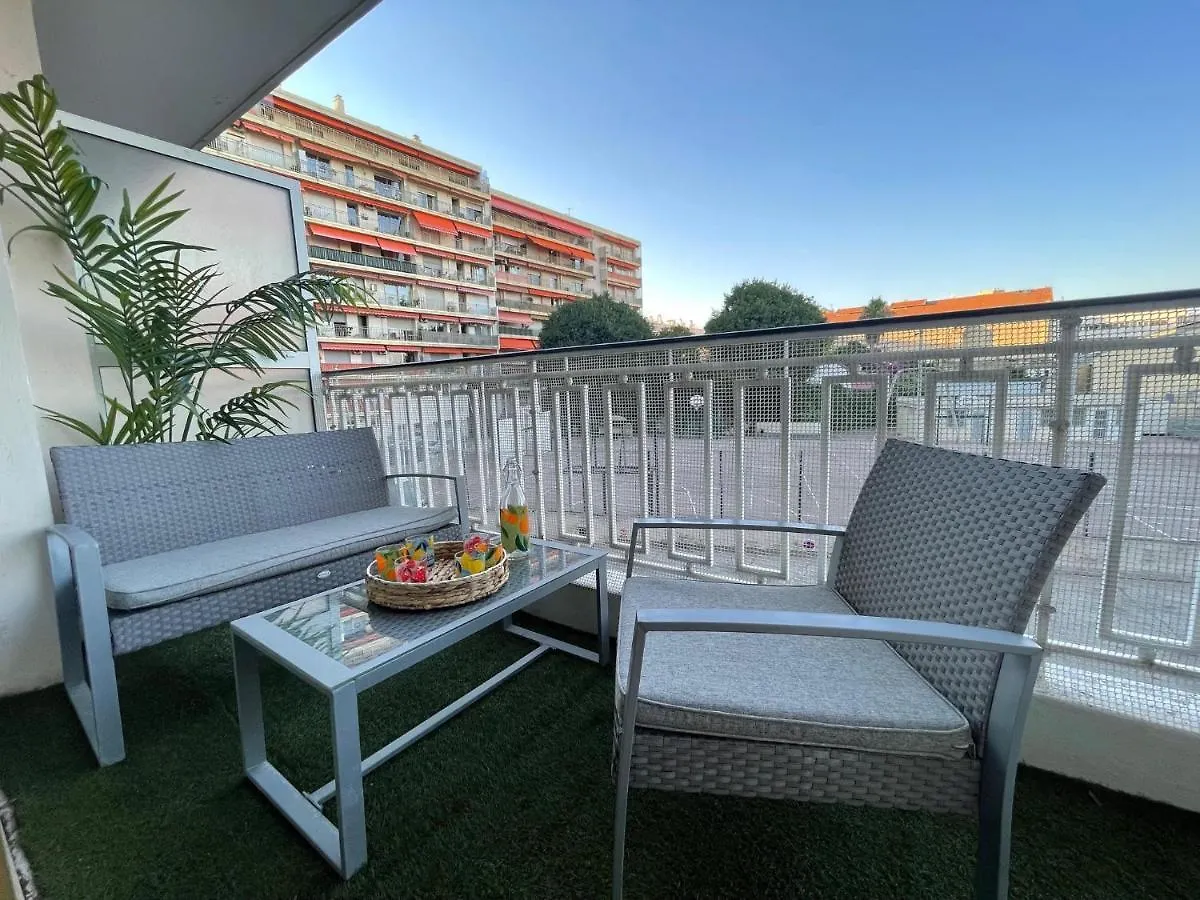 Comfortable Apartment With Parking - Antibes Riviera