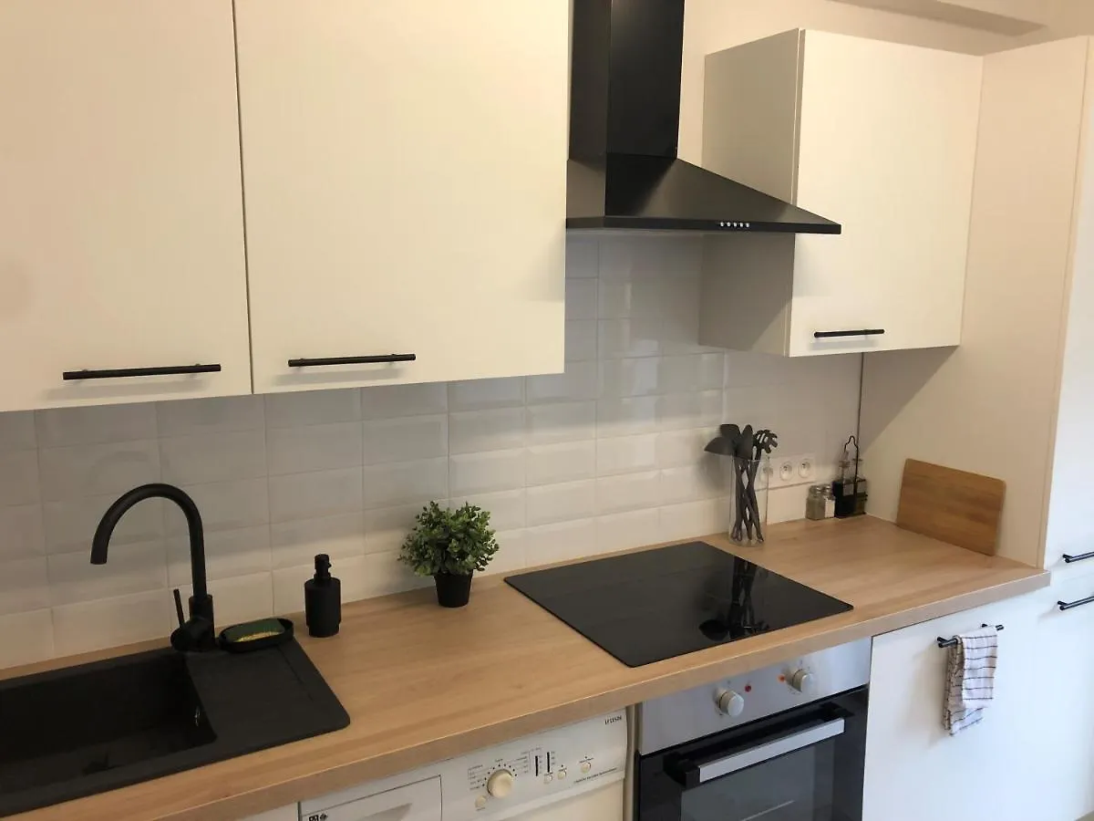Comfortable Apartment With Parking - Antibes Riviera